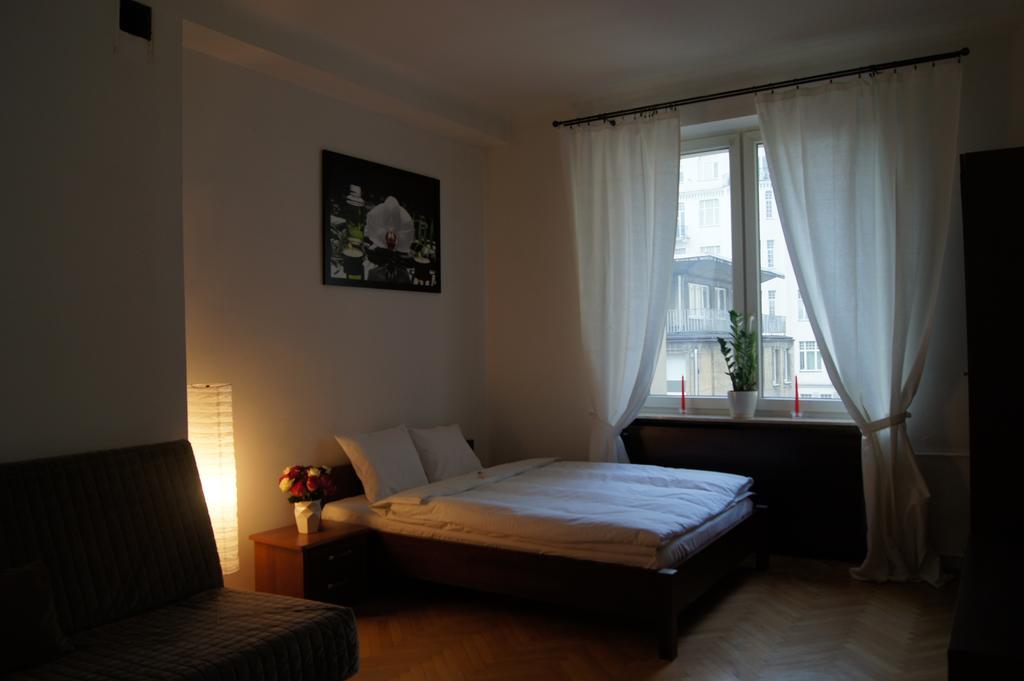 Krucza By Rental Apartments Warschau Exterior foto