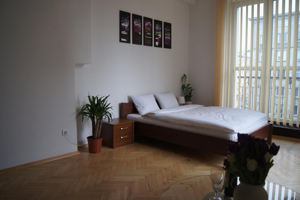 Krucza By Rental Apartments Warschau Exterior foto