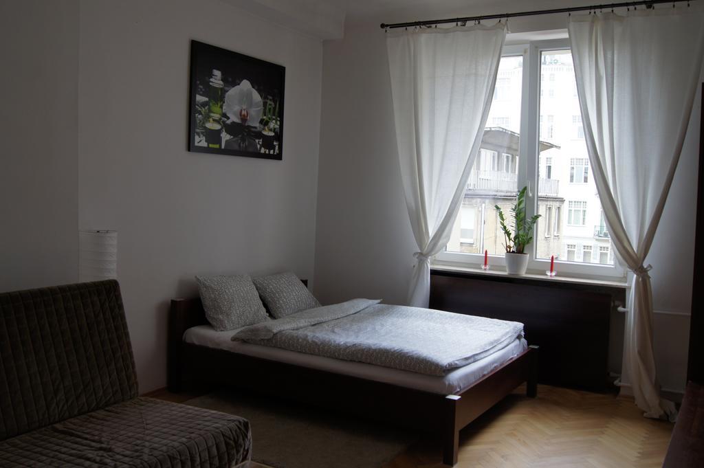 Krucza By Rental Apartments Warschau Exterior foto