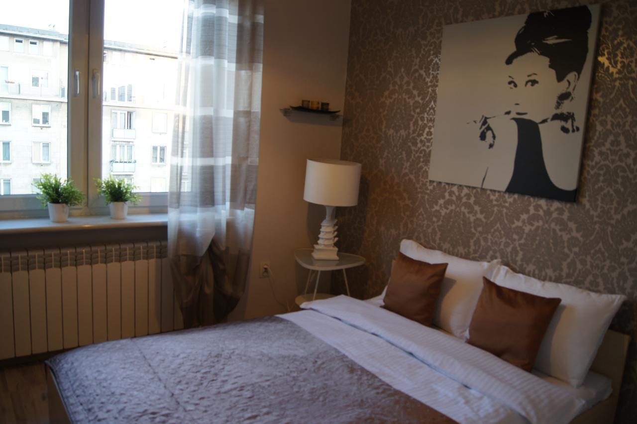 Krucza By Rental Apartments Warschau Zimmer foto